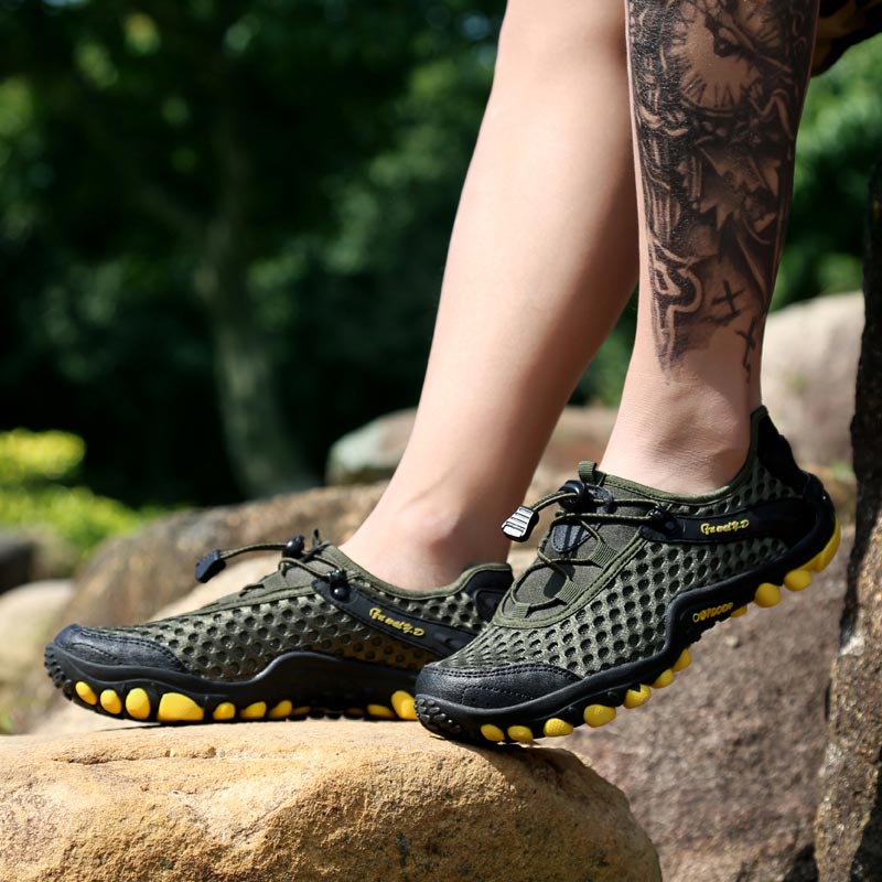 trekking mountain mens sports  - đánh giá và giá Men Formal Wear With Jeans